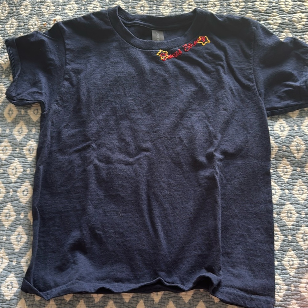 TEXAS STRONG BENEFIT TEE